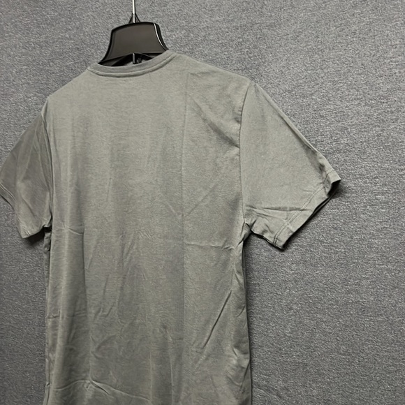 NWT - Old Navy Avatar Gender-Neutral Graphic T-Shirt for Adults - Medium - Picture 5 of 8